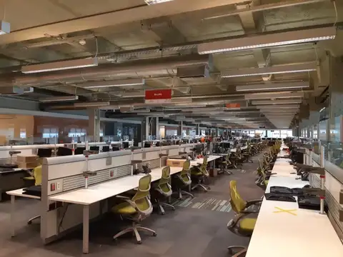 Oficina - Centro / Microcentro- Planta abierta - Piso técnico - 400 puestos de trabajo - Distrito IA