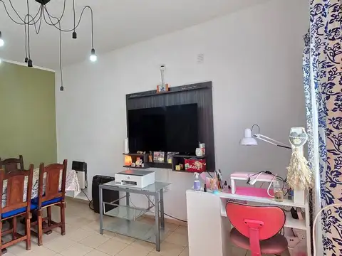 Depto Tipo Casa en Venta en Ezpeleta Oeste, USD 59.900