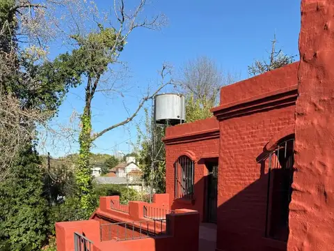 Casa 6 ambientes con 3 baños