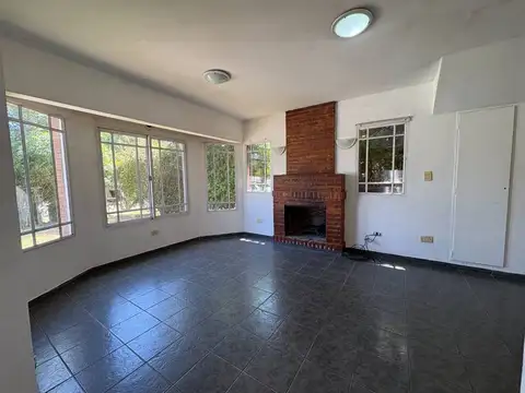 Casa en Venta en Francisco Alvarez, USD 175.000