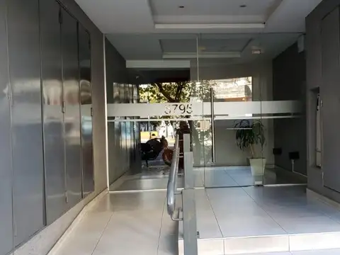 Av. San Martin 5795 Piso 2º B - alquiler monoambiente con balcon