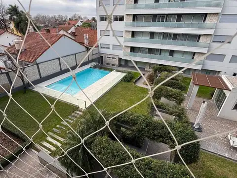 Departamento 4 ambientes con 3 baños