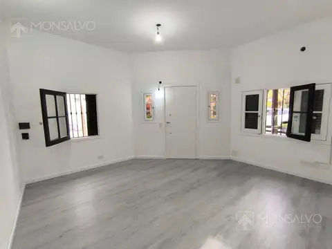 Depto Tipo Casa en Venta en Villa Ballester, USD 90.000