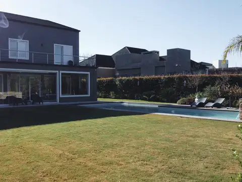 Casa en Venta en Pilar Golf Club, USD 630.000