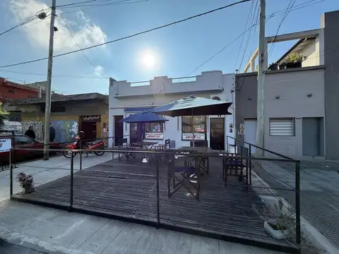 LOCAL CON VIVIENDA SOBRE LOTE PROPIO