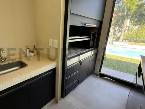Casa en Venta al Noreste