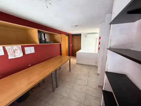 Oficina en Venta 28 años