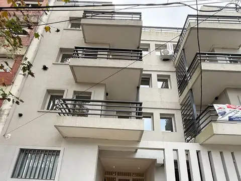 Ituzaingo 300, Piso 2