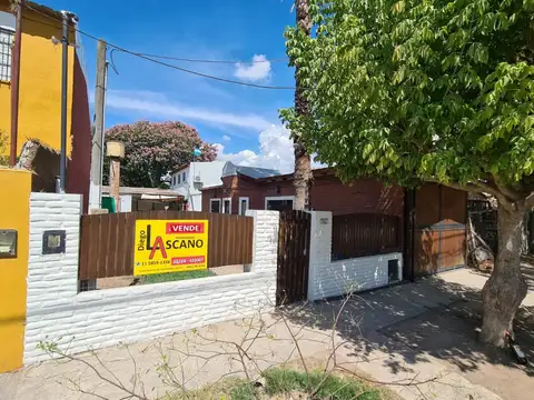 Comodo inmueble sobre Sinclair 755, Glew