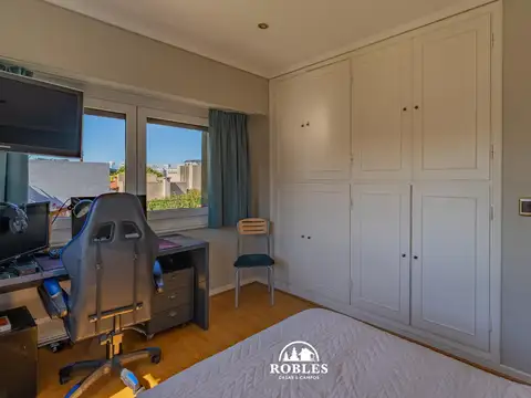 Casa 4 ambientes con 5 baños