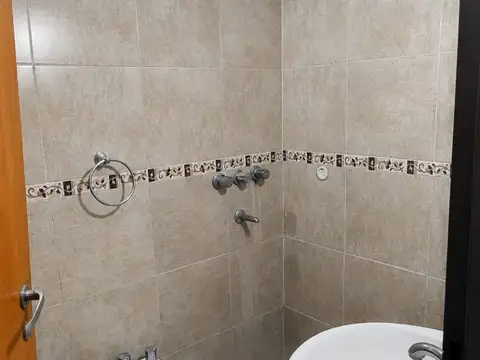 Depto Tipo Casa 2 ambientes con 1 baño