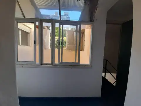 Depto Tipo Casa 4 ambientes con 2 baños