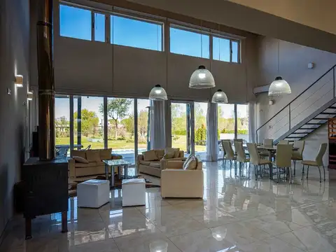 Casa en Venta de 3 dormitorios
