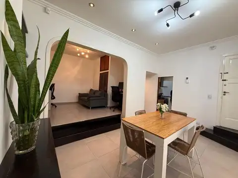 Casa 3 ambientes con 2 baños