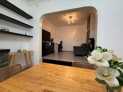 Casa 3 ambientes con 2 baños