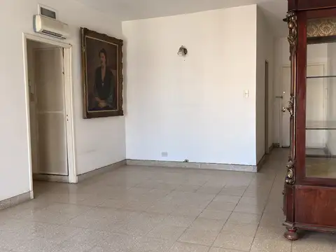 Departamento en Venta de 8 ambientes