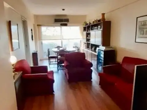 Avenida Hipólito Yrigoyen 2900