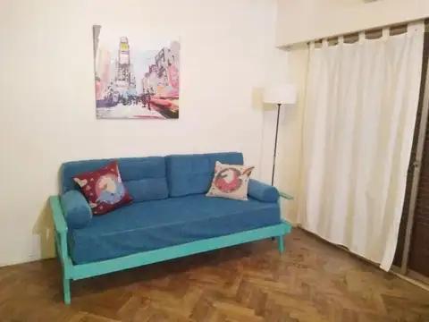 Amplio dos ambientes en Recoleta