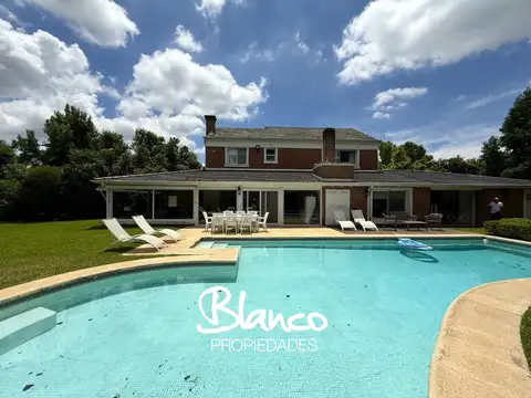 Casa  en Venta en La Lomada, Pilar, G.B.A. Zona Norte