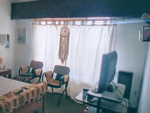 Depto Tipo Casa en Venta 45 años