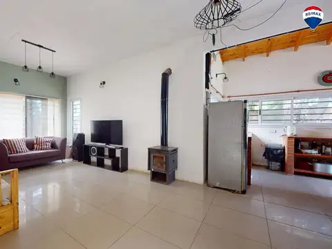 Casa 4 ambientes con 1 baño