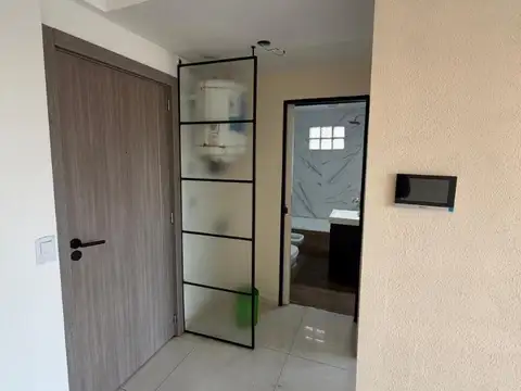 Departamento en Alquiler en Villa Luzuriaga, $ 550.000