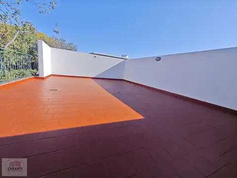 Depto Tipo Casa en Alquiler de 3 ambientes