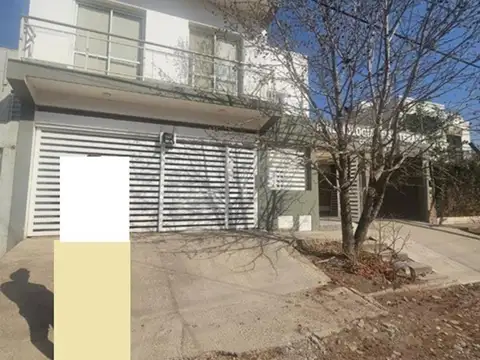 Muy Linda casa 5 dorm gge/qcho/esc vta en B° El Huaico