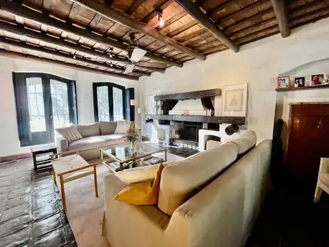 Casa Monoambiente con 4 baños