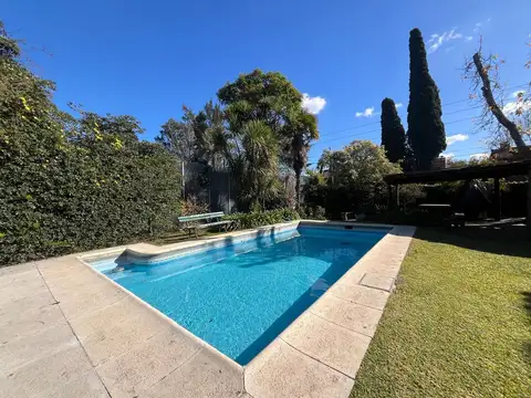 Casa Monoambiente con 4 baños