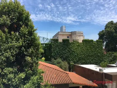 Venta departamento 4 ambientes, Rivadavia 600 2 piso por escalera, guardacoche