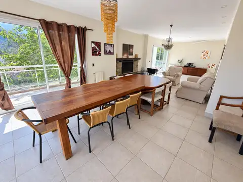 Casa en Venta de 5 dormitorios