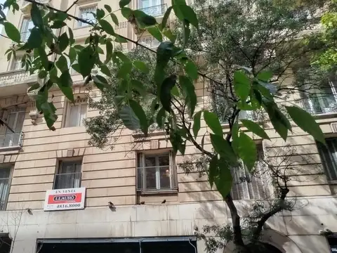 Departamento en Venta, Espectacular edificio emblematico Petit Estugamou, Esmerlado y Arroyo !!