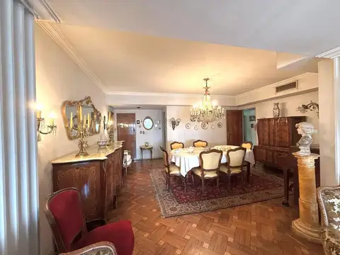 Departamento en Venta de 6 ambientes