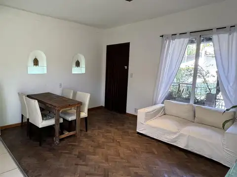 Depto Tipo Casa en Venta en Vicente Lopez Vias / Maipu, USD 140.000