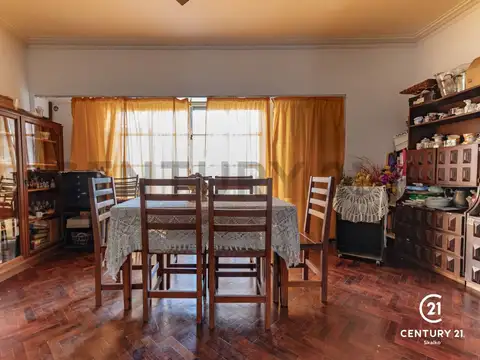 Corrientes 1400, Piso 2