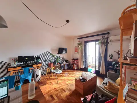 Peru 1233 , Piso 5