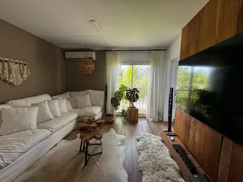 Casa 5 ambientes con 5 baños