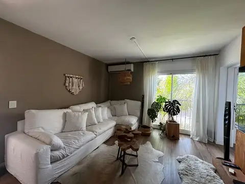 Casa en Alquiler Temporal con 1 cochera