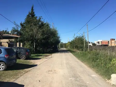 La Emilia - 132 Bis e/ 474 y 476