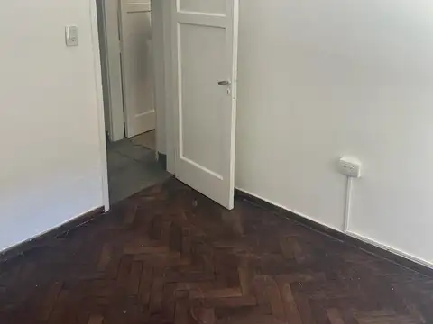 Depto Tipo Casa en Venta 76 años