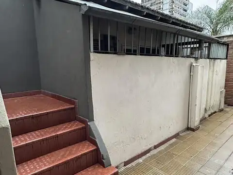 Depto Tipo Casa en Venta en Lomas de Zamora, USD 68.000