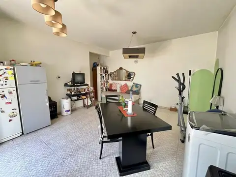 VENTA DEPTO 2 AMB; REMEDIOS DE ESCALADA APTO CRÉD