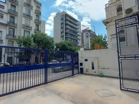 Oficina Monoambiente con 6 baños