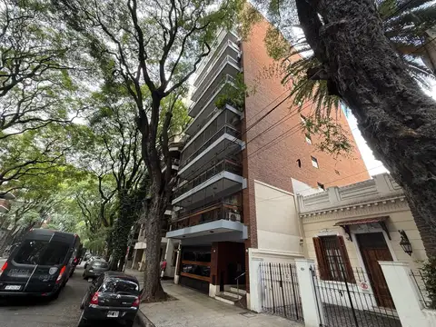 Excelente dpto. de 4 amb. Al frente sobre Pedro Goyena
