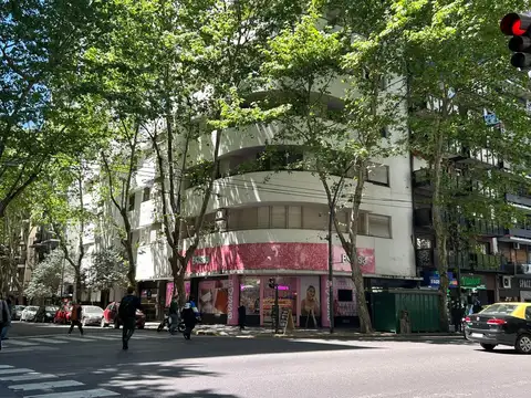 Santa Fe esq sanchez de Bustamante