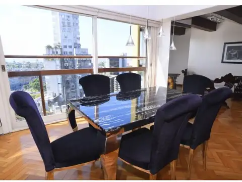 Plaza San Martìn, M.T.de Alvear 500, pisos 22 y 23, 6 amb, 230m2, u$s 4,200 + luz + gas.  (TEMP...