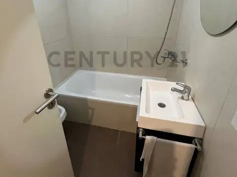 Helguera 18600, Piso 0