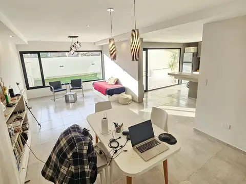 Casa en Venta en Neuquén, USD 190.000