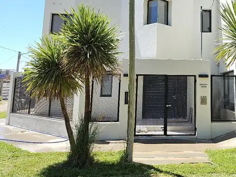 Venta - Casa Nivel premium a estrenar - Urbanización Bosch - Neuquén